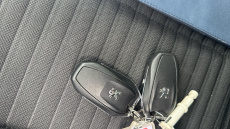 Peugeot 2008 1.2 PureTech Active Premium 5dr Petrol Estate